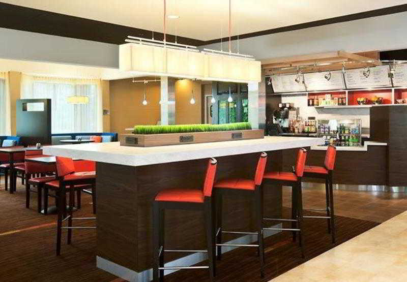 Sonesta Select Boston Stoughton - photo 9