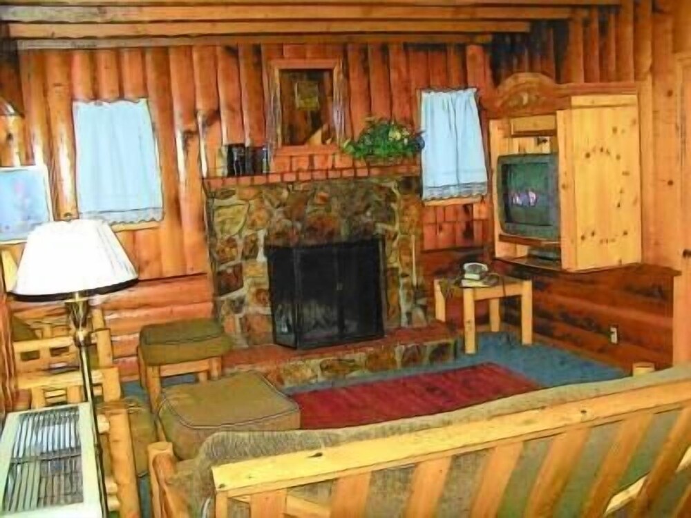 Golden Bear Cottages - photo 24