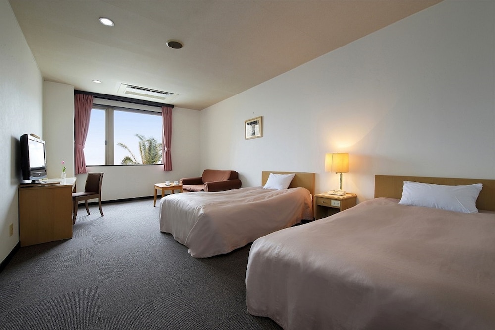 Yuhikaigan Shokaku in Tateyama, Japan