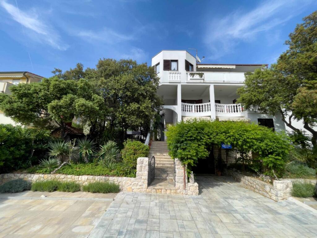 Ante Comfortable & Free Parking A2 in Kolan, Croatia