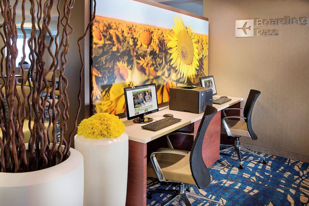Courtyard by Marriott North Seattle Lynnwood - photo 22