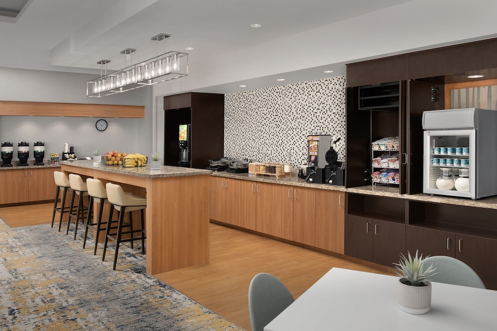 TownePlace Suites by Marriott Cheyenne SW Downtown Area - photo 29