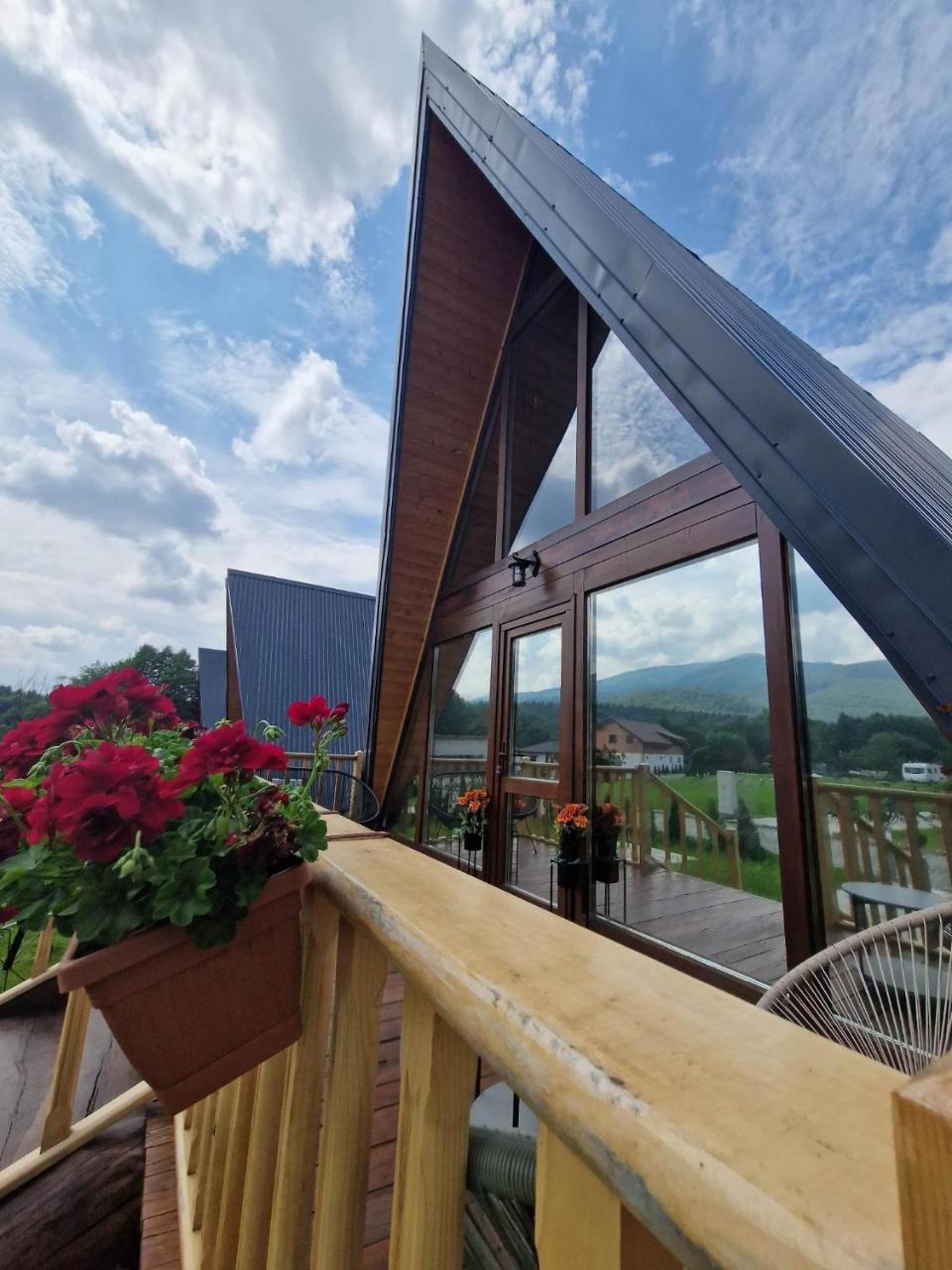 Doka Valea Sebesului A Frame in Sebes, Romania