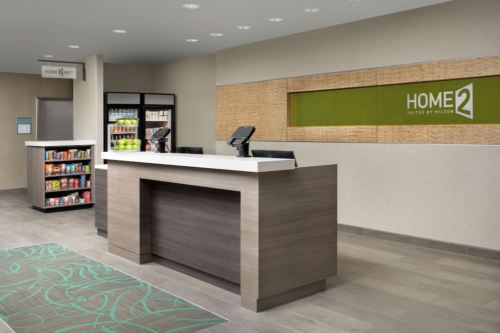 Home2 Suites by Hilton Phoenix Airport South - photo 3