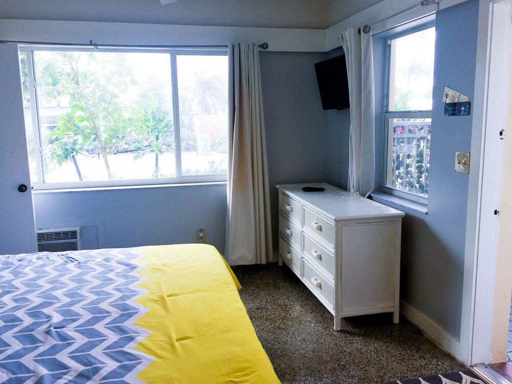 Coral Tides Resort - photo 23