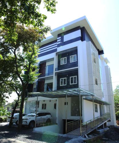 Eden Isle Luxury Service Apartment — 4-Star Luxury Hotel in Cochin, India