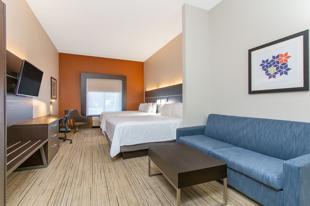 Holiday Inn Express Hotel & Suites Silver Springs Ocala by IHG - photo 9