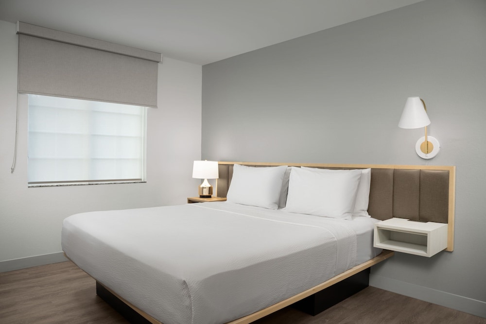 TownePlace Suites by Marriott Birmingham South - photo 7