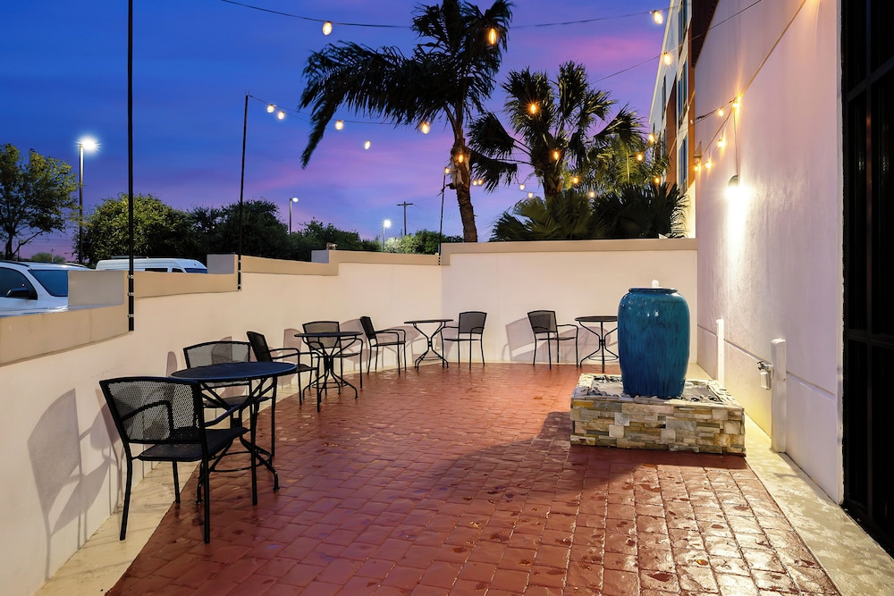 SpringHill Suites by Marriott McAllen Convention Center - photo 51