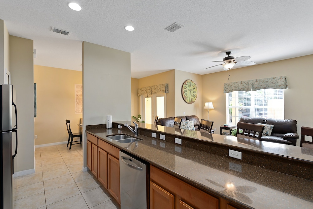 Paradise Palms 8978 - photo 14