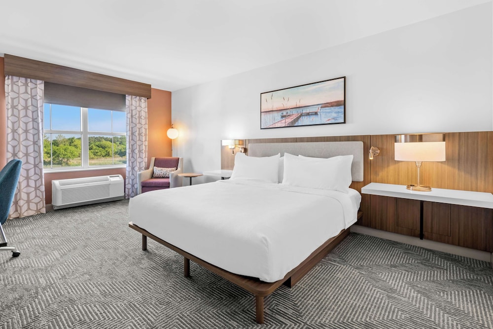 Hilton Garden Inn Suffolk Riverfront - photo 14