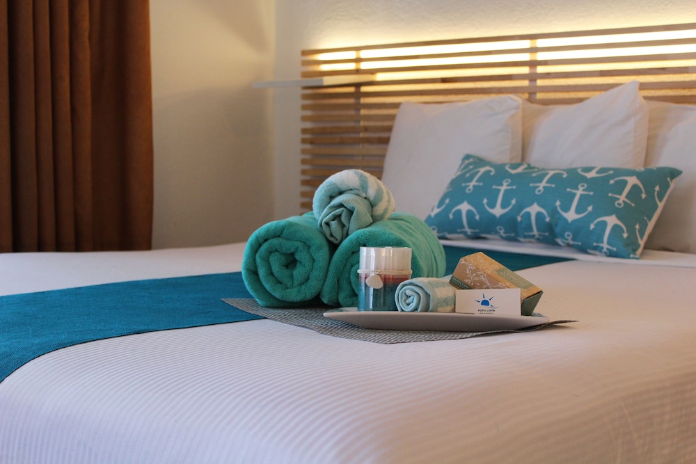Hotel Point Loma - photo 11