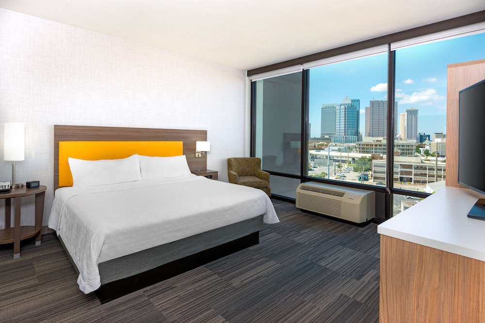 Home2 Suites by Hilton Tampa Downtown Channel District - photo 23