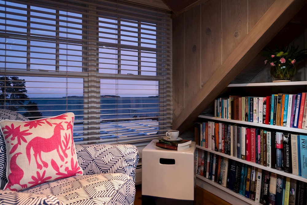 A Little Inn on Pleasant Bay - photo 11