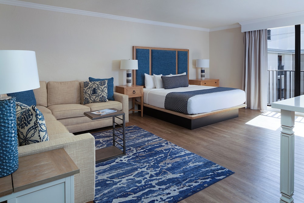Opal Grand Oceanfront Resort & Spa - photo 15