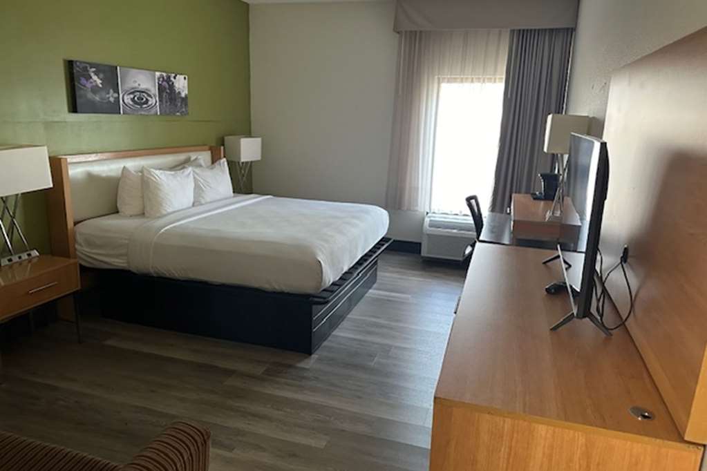 Sleep Inn & Suites Memphis Southeast - photo 10