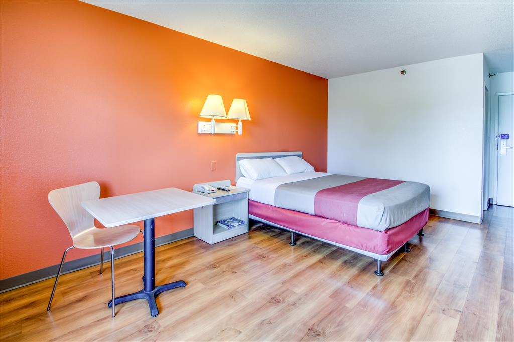 Motel 6 Amherst NY Buffalo - photo 9