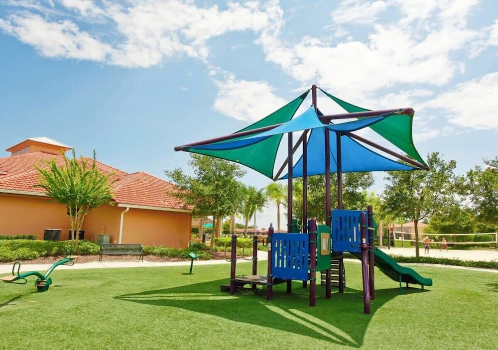 8BR Family Resort Home With Pool & Theatre - photo 33