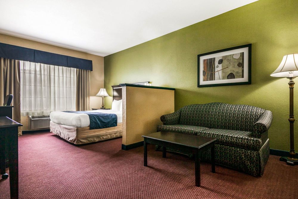 Rodeway Inn & Suites East I 44 - photo 27