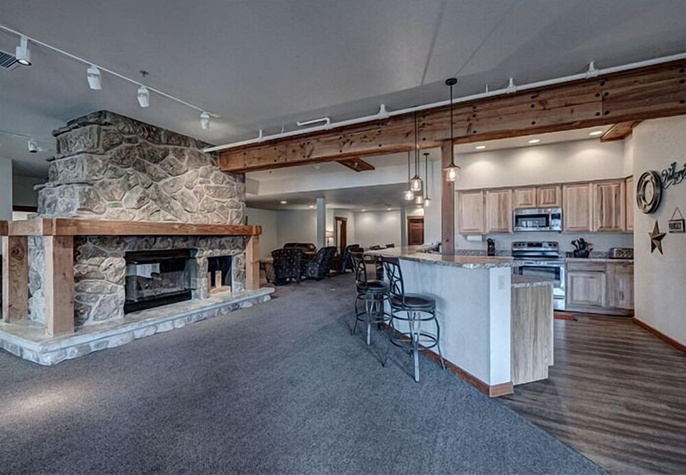 Canyon Lake Resort - photo 24