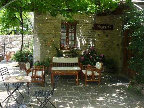 Xenonas Koulis in Ioannina, Greece