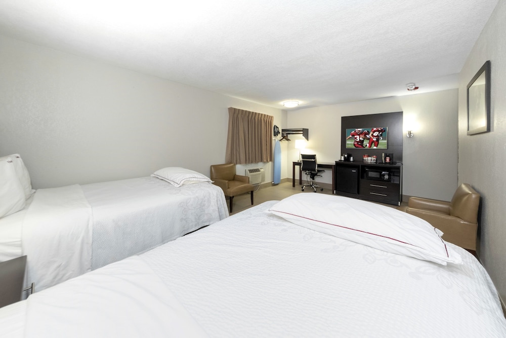 Red Roof Inn PLUS Huntsville - photo 20