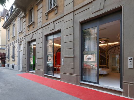 Town House 31 — 4-Star Luxury Hotel in Milan, Italy