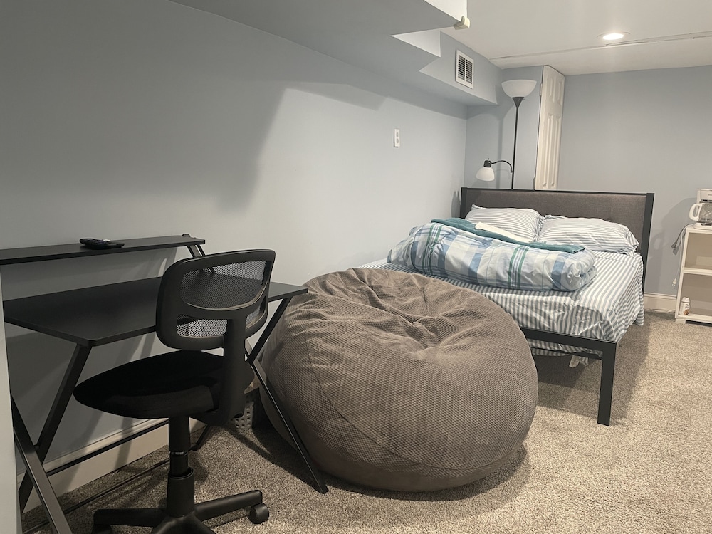 Downtown Suite Close to Topgolf Horseshoe Casino UM Baltimore - photo 9