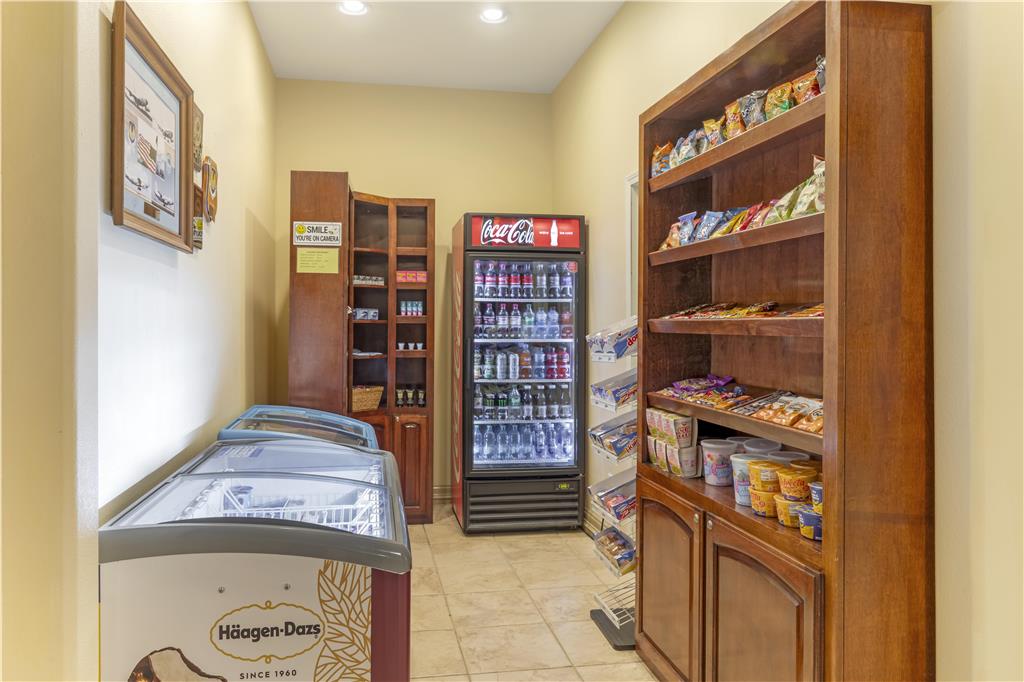 Best Western Plus Monica Royale Inn & Suites - photo 53