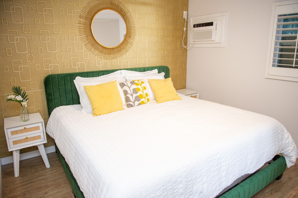 Sunburst Inn - photo 37