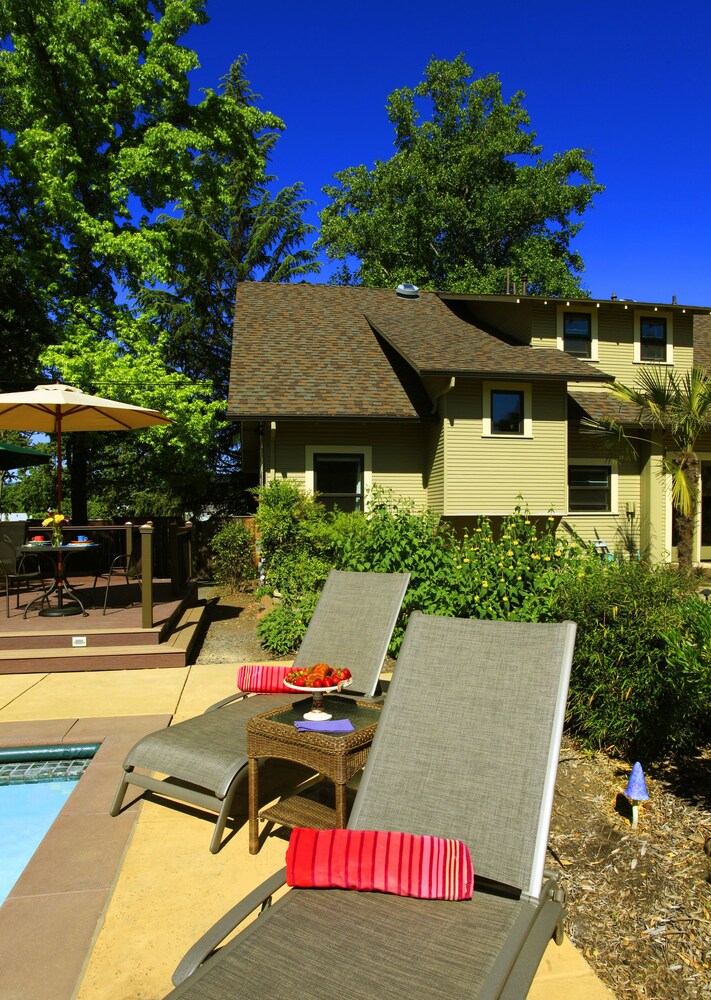 Bella Luna Inn - photo 19