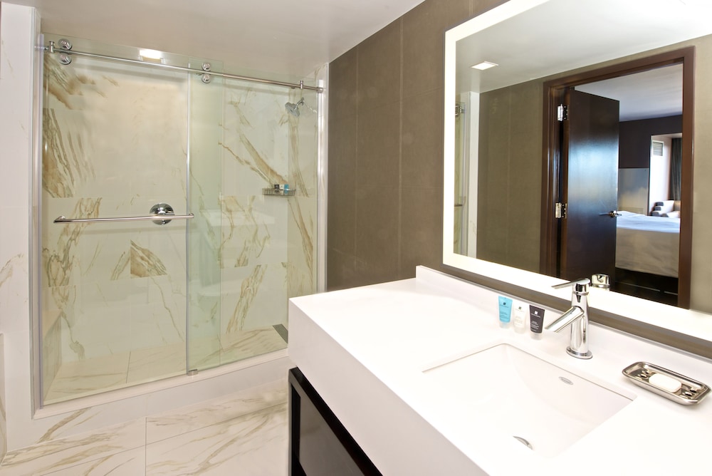 Beverly Hills Marriott - photo 50