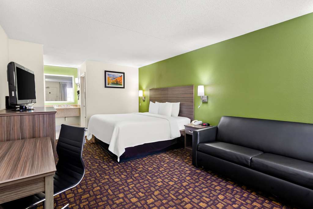 Quality Inn Salem I 81 - photo 14
