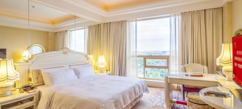 Platinum Hanjue Hotel — 5-Star Luxury Hotel in Xushan, People's Republic of China