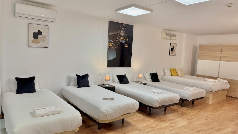 Duplex Naffah Apartments E C 107 hotel Valdefuentes Madrid