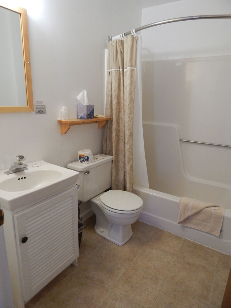 Acadia Sunrise Motel - photo 13