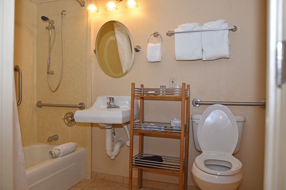 Nautilus Inn - photo 48