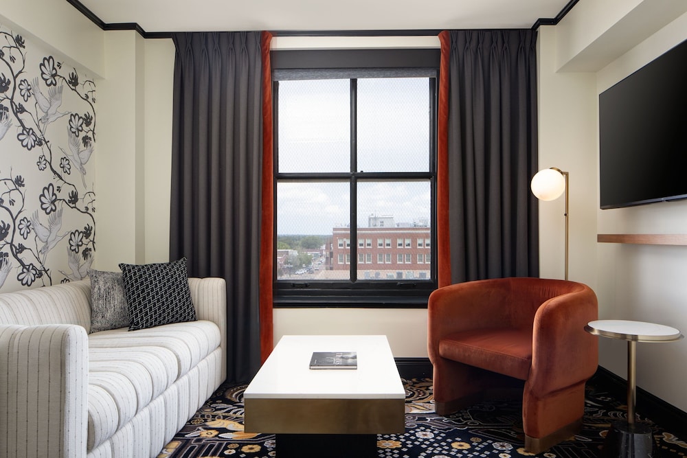 LaSalle Boutique Hotel - photo 18