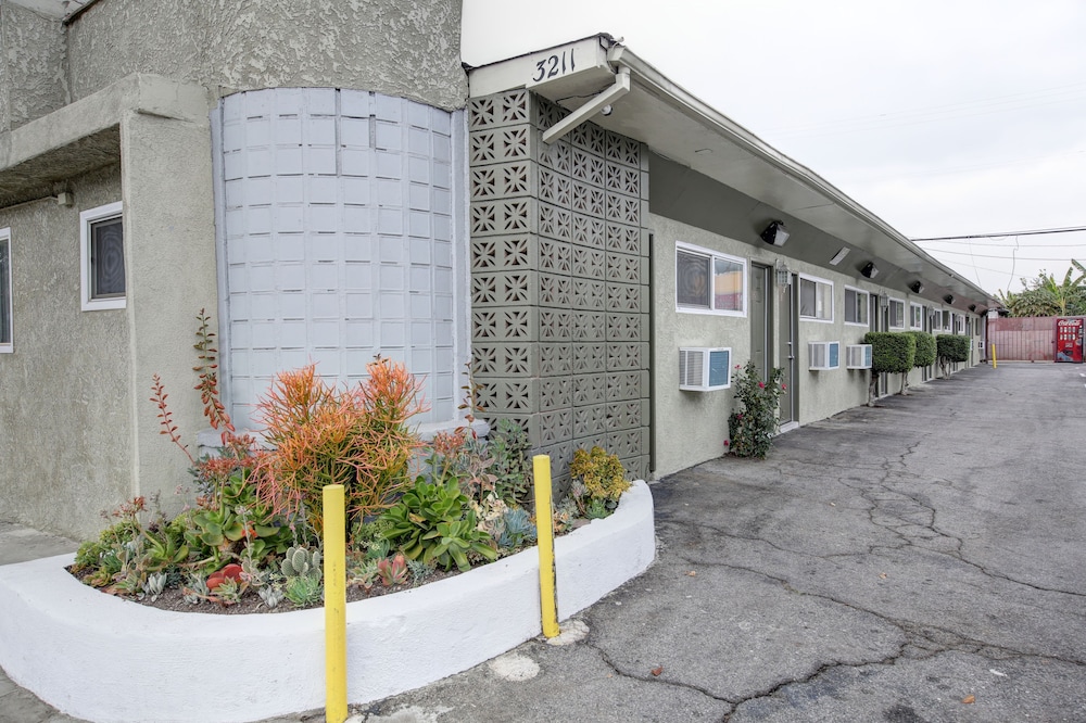 LA Ramona Motel - photo 77