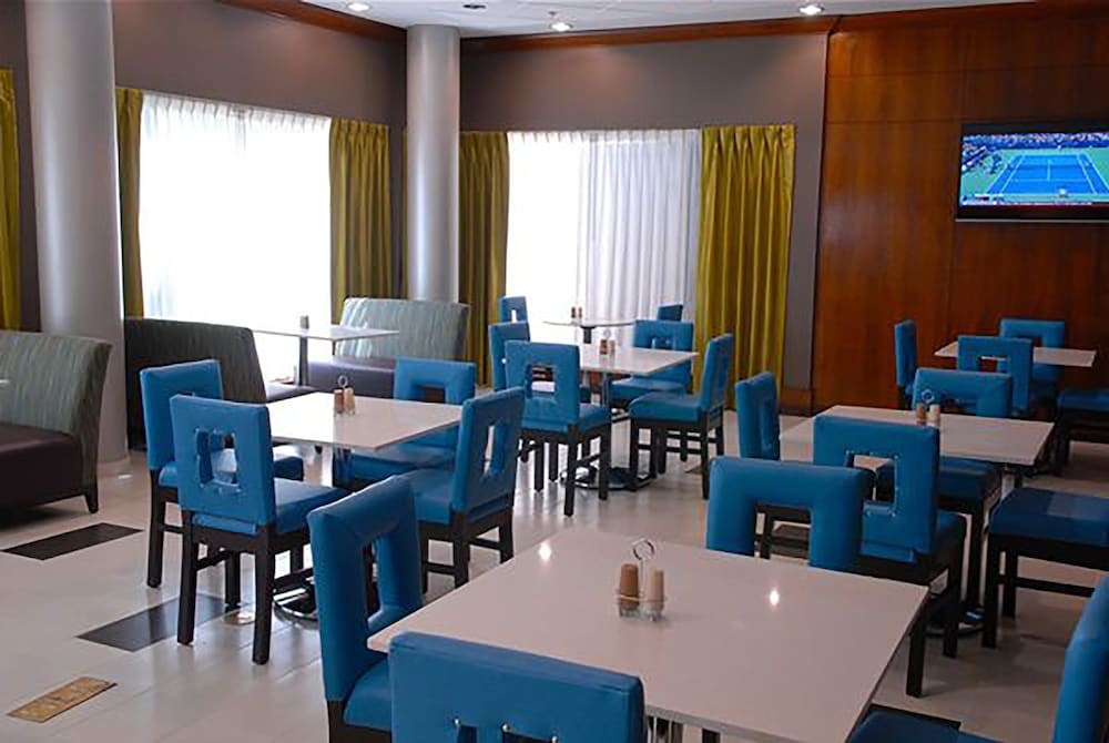 Holiday Inn Express Boise University Area by IHG - photo 71