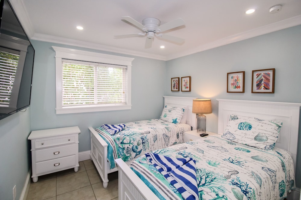 Seabreeze at Anna Maria Island Inn - photo 14