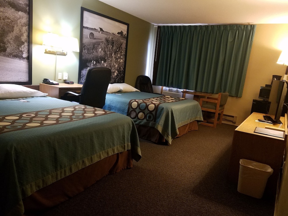 Super 8 by Wyndham Milbank SD - photo 6