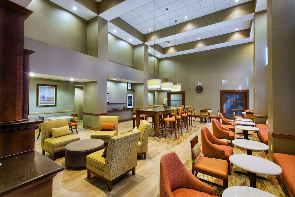 Hampton Inn & Suites Houston Rosenberg - photo 3