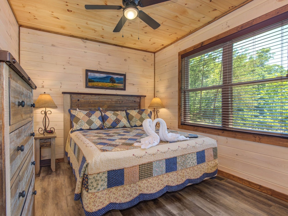 Three Little Bears by Smoky Cove Resort - photo 16