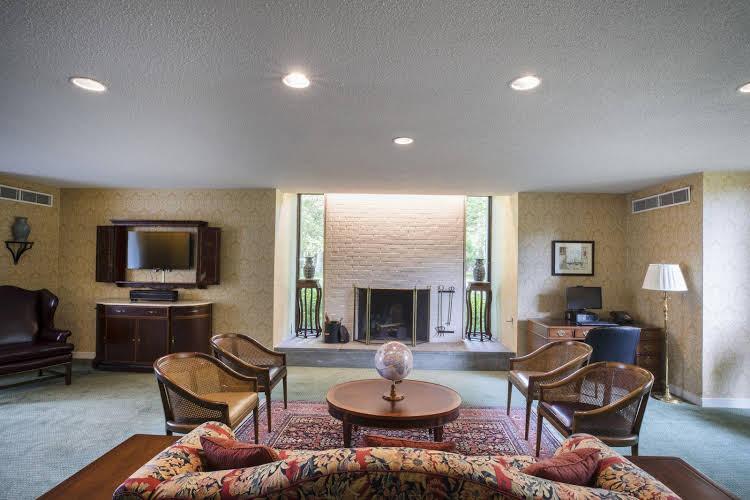 Providence Hall Guesthouses - photo 11