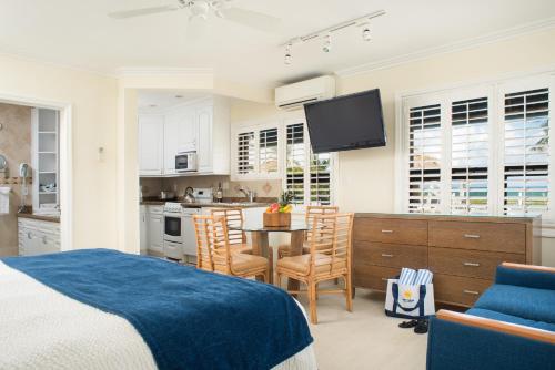 High Noon Beach Resort - photo 37