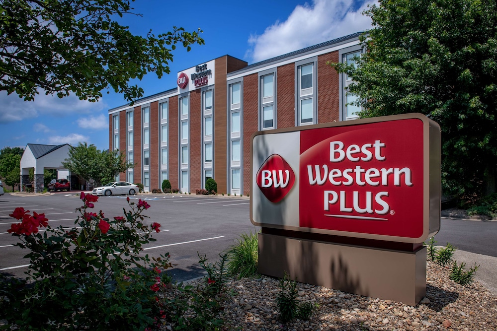 Best Western Plus Beckley Inn - photo 2