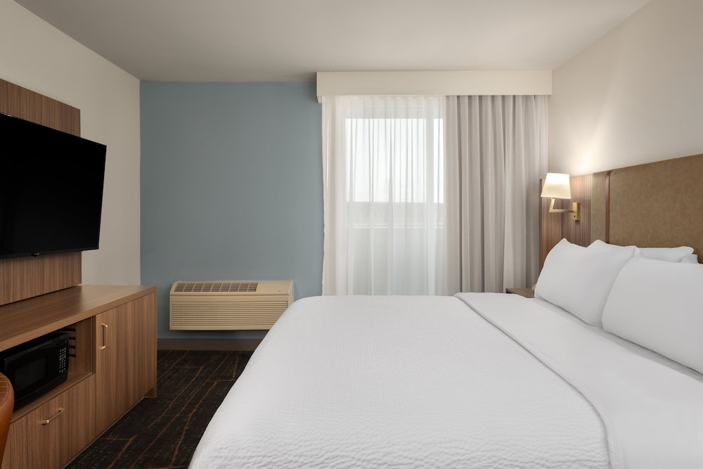 Holiday Inn Ontario by IHG - photo 11