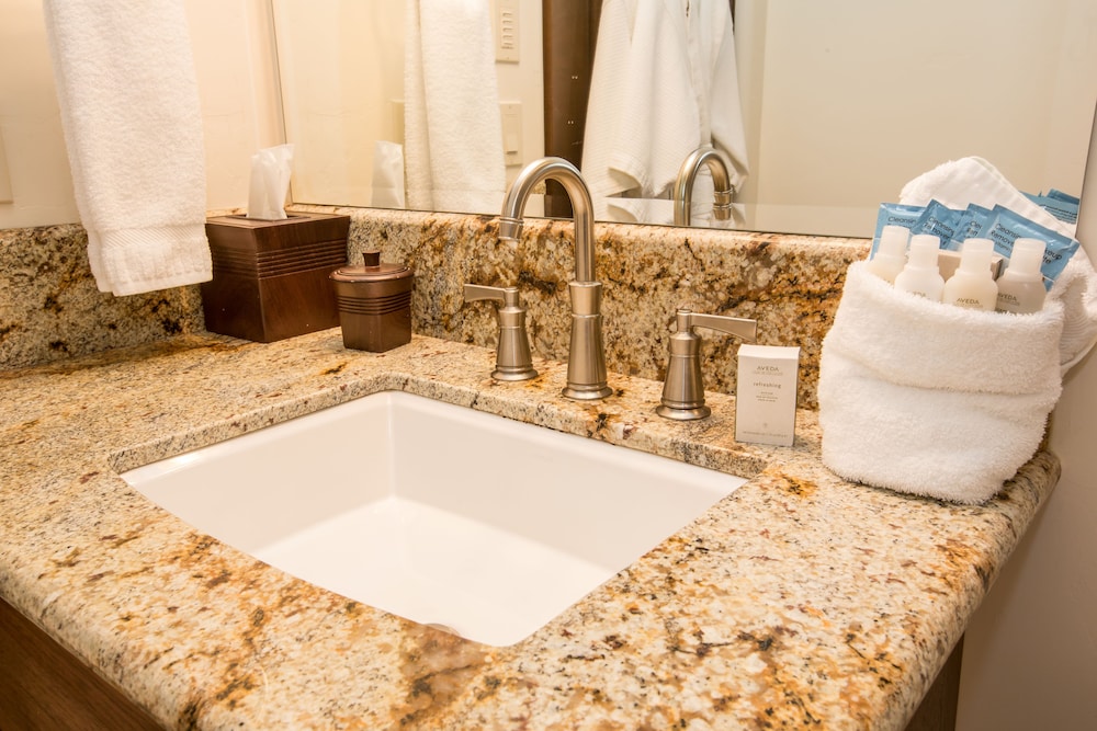 Columbia Cliff Villas Hotel - photo 32