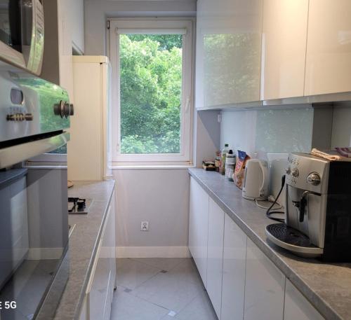 Apartament Bielany 3 min from metro with 5 meals per day diet catering air conditioning and free parking — 4-Star Luxury Hotel in Warsaw, Poland
